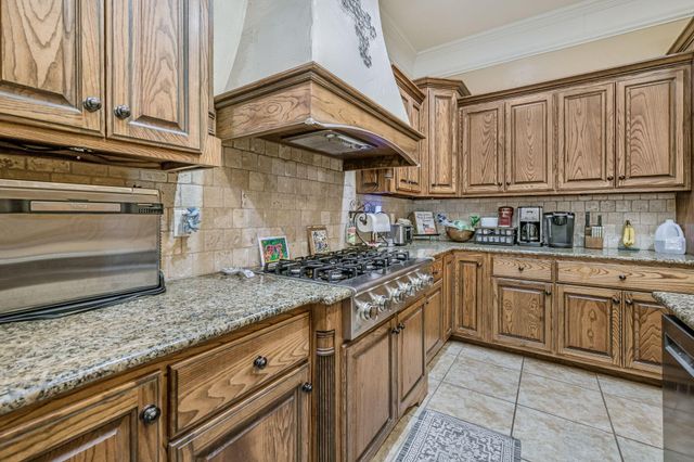 6705 Silverbell Lane, Amarillo, TX 79124