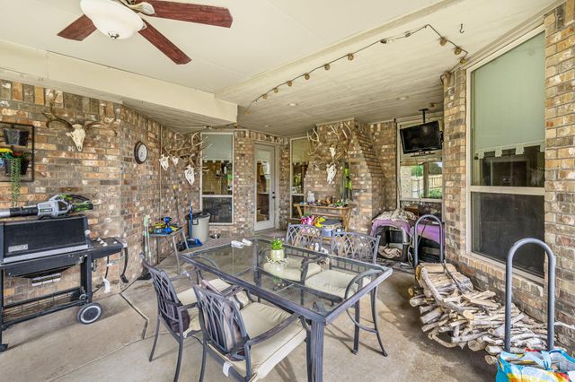 6705 Silverbell Lane, Amarillo, TX 79124