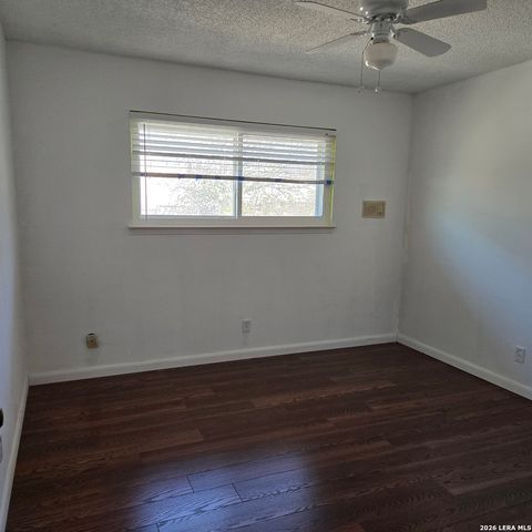 6331 mary jamison, Leon Valley, TX 78238