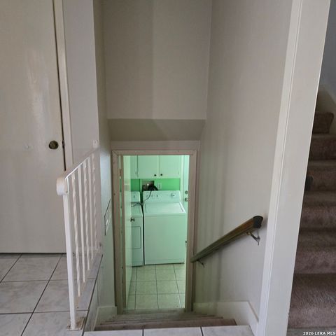 6331 mary jamison, Leon Valley, TX 78238