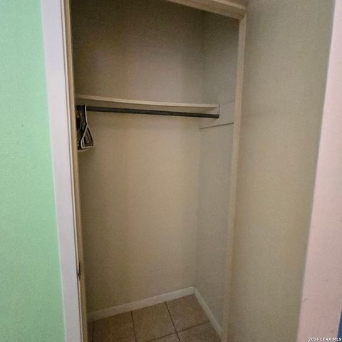 6331 mary jamison, Leon Valley, TX 78238