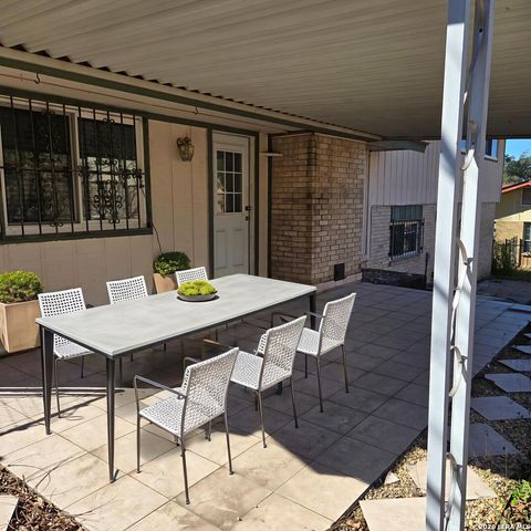 6331 mary jamison, Leon Valley, TX 78238