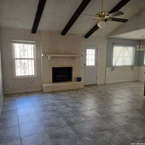 6331 mary jamison, Leon Valley, TX 78238