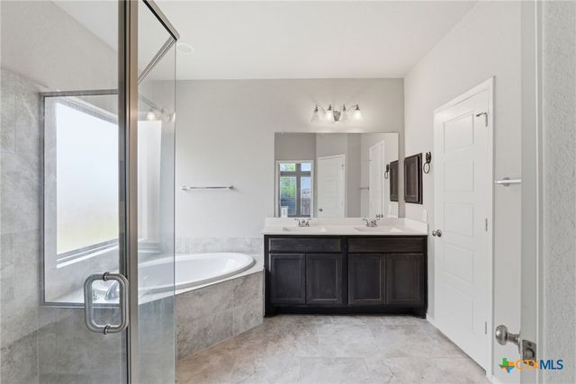 2940 Coral Way, Seguin, TX 78155