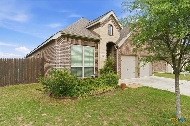 2940 Coral Way, Seguin, TX 78155