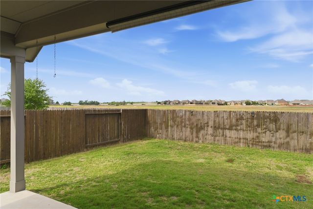 2940 Coral Way, Seguin, TX 78155