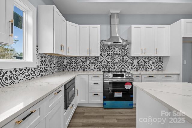 913 Wilson W Lee Boulevard, Statesville, NC 28677