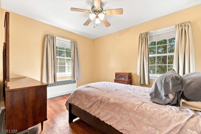 161 Manchester Ave, North Haledon Boro, NJ 07508