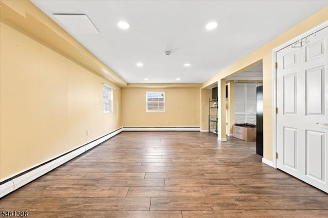 161 Manchester Ave, North Haledon Boro, NJ 07508
