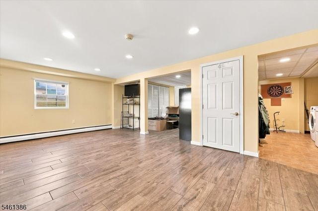 161 Manchester Ave, North Haledon Boro, NJ 07508