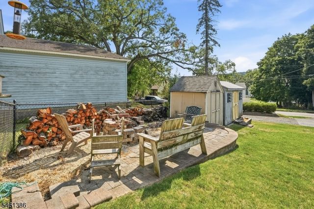 161 Manchester Ave, North Haledon Boro, NJ 07508