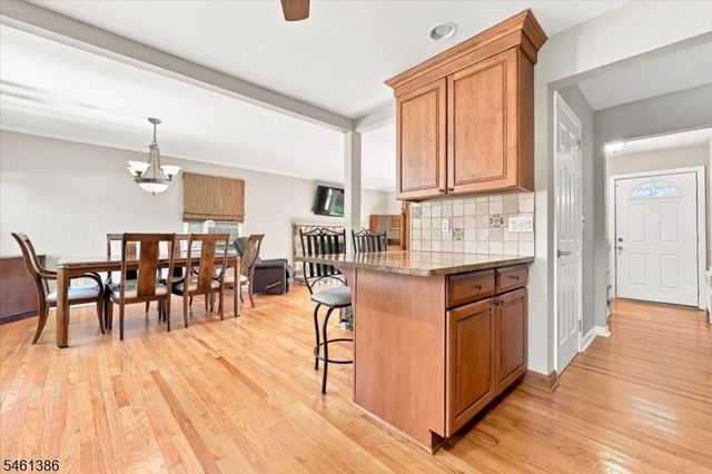 161 Manchester Ave, North Haledon Boro, NJ 07508