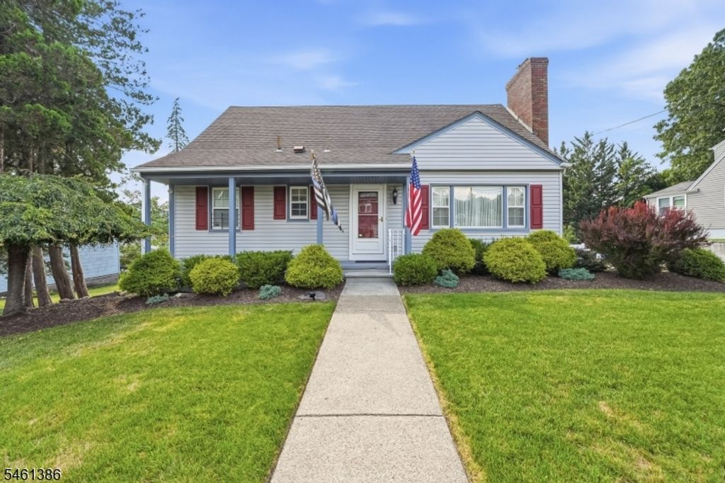 161 Manchester Ave, North Haledon Boro, NJ 07508