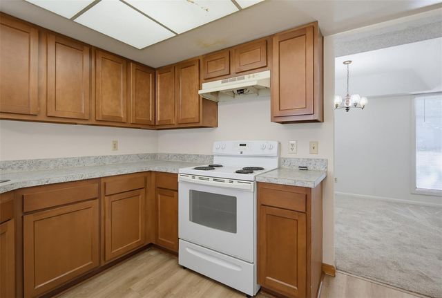 7 MID PINES CIRCLE, Palm Coast, FL 32137