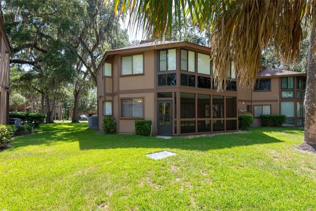 7 MID PINES CIRCLE, Palm Coast, FL 32137