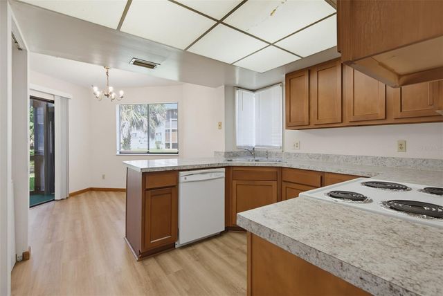7 MID PINES CIRCLE, Palm Coast, FL 32137