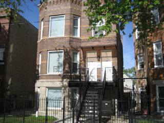 1920 N Keystone Avenue 2, Chicago, IL 60639