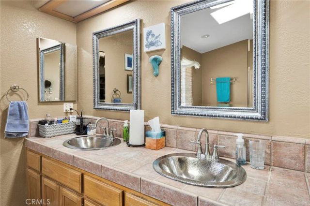 26491 Silver Lakes, Helendale, CA 92342