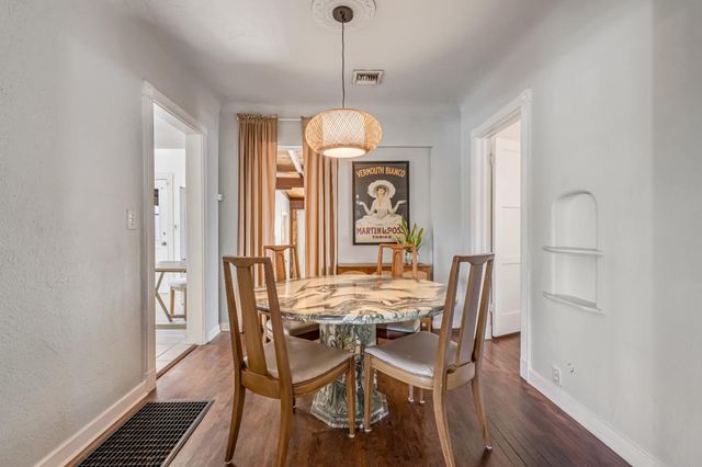 805 N Adoline Avenue, Fresno, CA 93728
