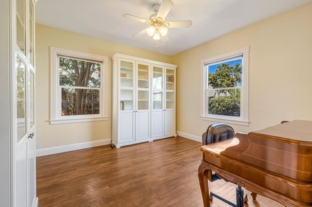 805 N Adoline Avenue, Fresno, CA 93728