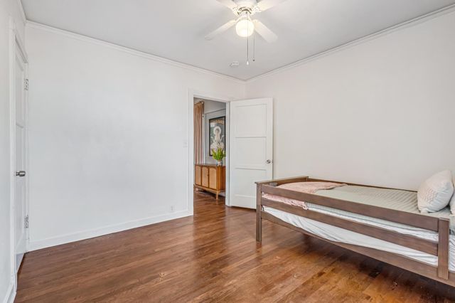 805 N Adoline Avenue, Fresno, CA 93728