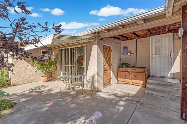 805 N Adoline Avenue, Fresno, CA 93728