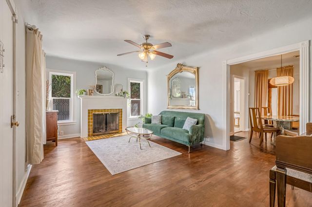 805 N Adoline Avenue, Fresno, CA 93728