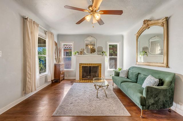 805 N Adoline Avenue, Fresno, CA 93728