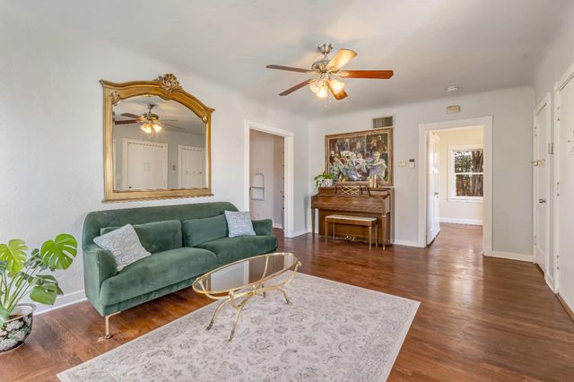 805 N Adoline Avenue, Fresno, CA 93728