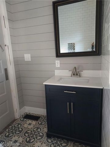 315 Muskingum Drive, Marietta, OH 45750