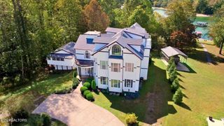 610 Cape Norris Rd, New Tazewell, TN 37825