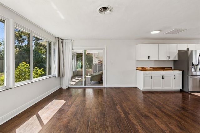 5755 43RD STREET N, St Petersburg, FL 33714