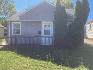 5721 Flowerdale Avenue, Cleveland, OH 44144