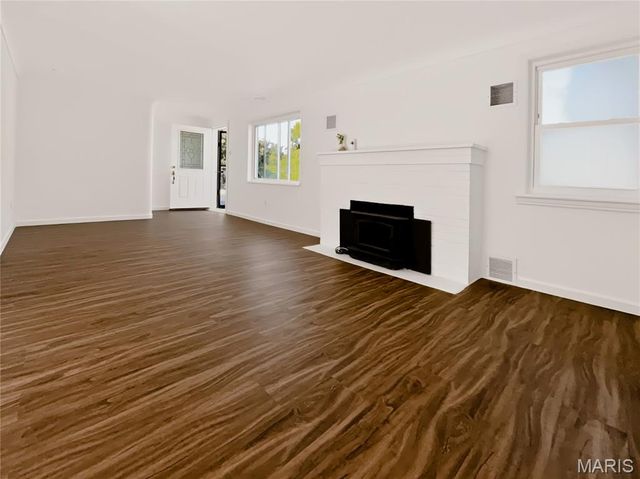 8124 Packard Avenue, St Louis, MO 63134