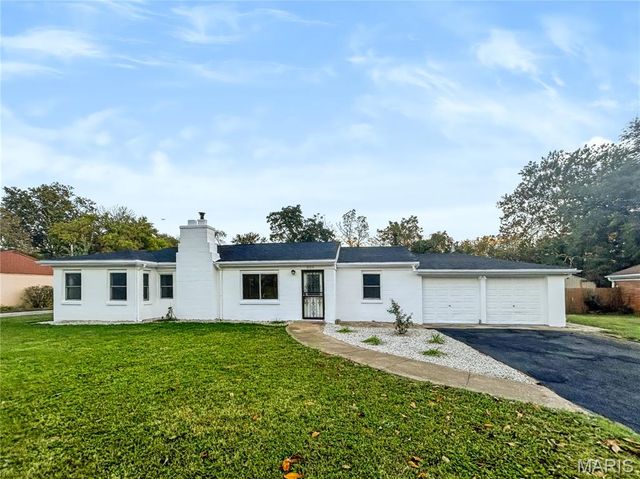 8124 Packard Avenue, St Louis, MO 63134