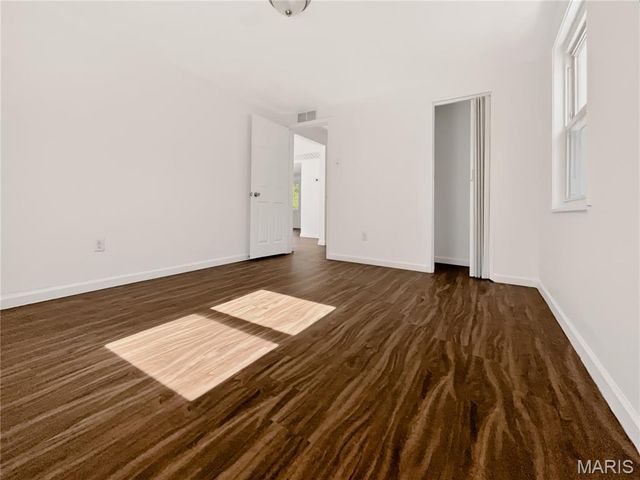 8124 Packard Avenue, St Louis, MO 63134