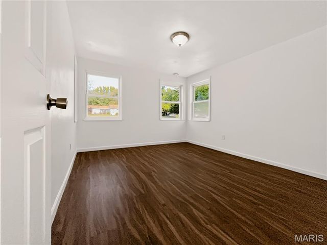 8124 Packard Avenue, St Louis, MO 63134