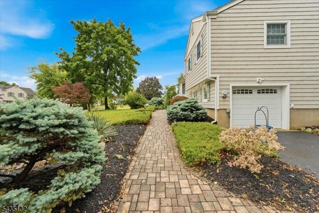 108 Taylor Ave, Hillsborough Twp., NJ 08844