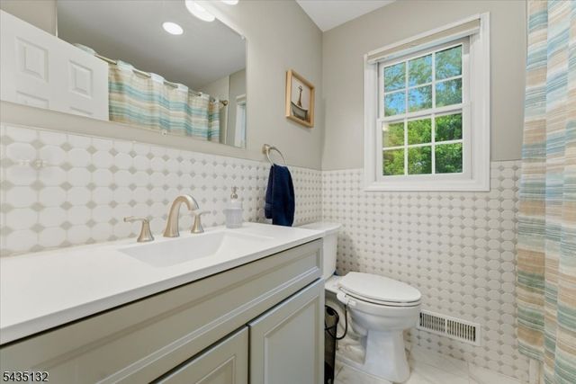 108 Taylor Ave, Hillsborough Twp., NJ 08844