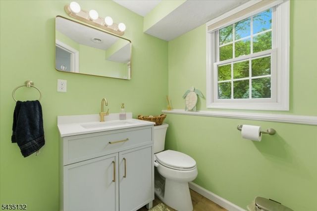 108 Taylor Ave, Hillsborough Twp., NJ 08844