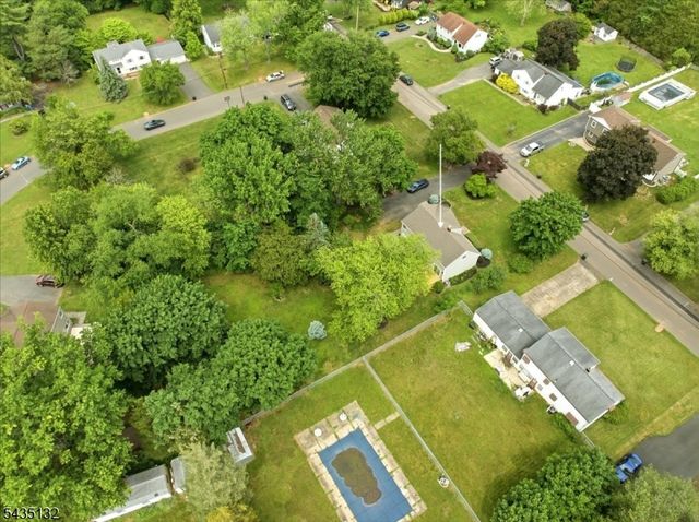 108 Taylor Ave, Hillsborough Twp., NJ 08844