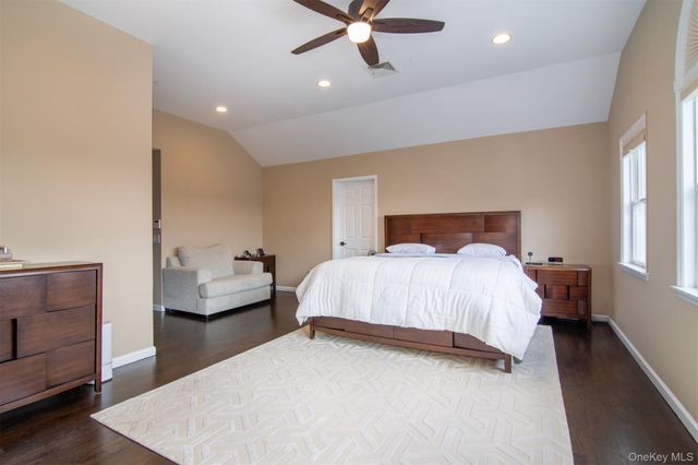 22 Lewis Avenue, Dobbs Ferry, NY 10522