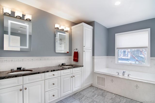 22 Lewis Avenue, Dobbs Ferry, NY 10522