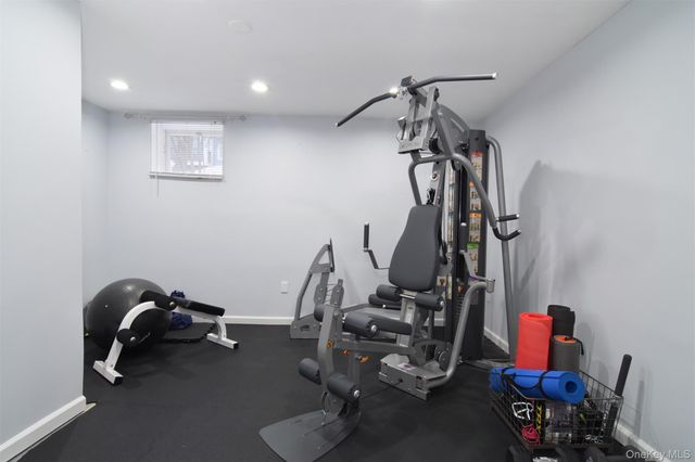 22 Lewis Avenue, Dobbs Ferry, NY 10522