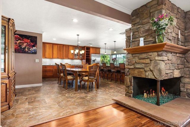 12007 Bajada Rd, San Diego, CA 92128