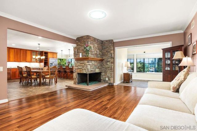 12007 Bajada Rd, San Diego, CA 92128