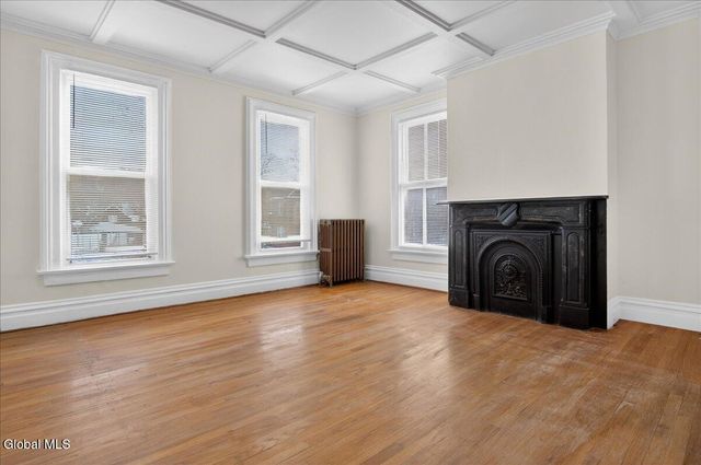 769 4th Avenue, Troy, NY 12182