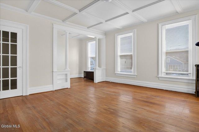 769 4th Avenue, Troy, NY 12182