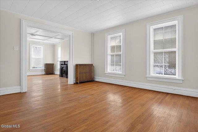 769 4th Avenue, Troy, NY 12182