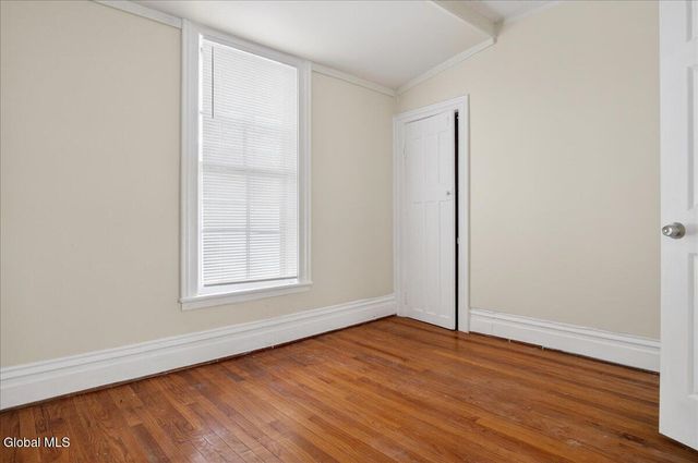 769 4th Avenue, Troy, NY 12182